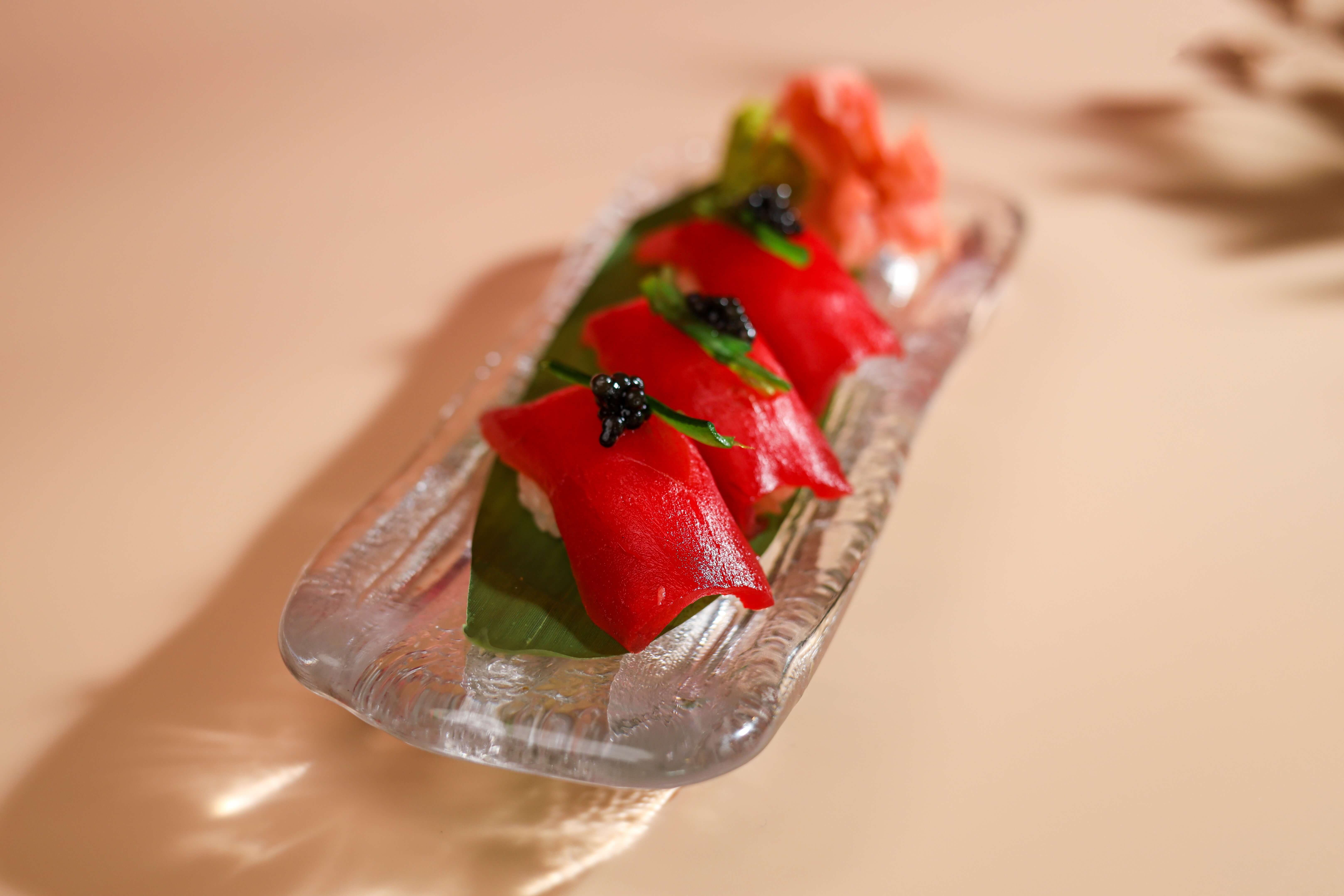 Tuna Nigiri (3 pieces)